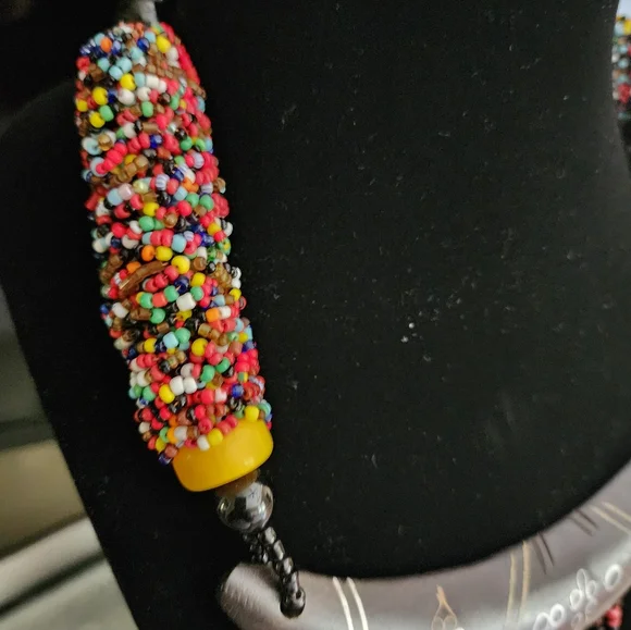 Handmade Tribal Necklace - Picture 4 of 6
